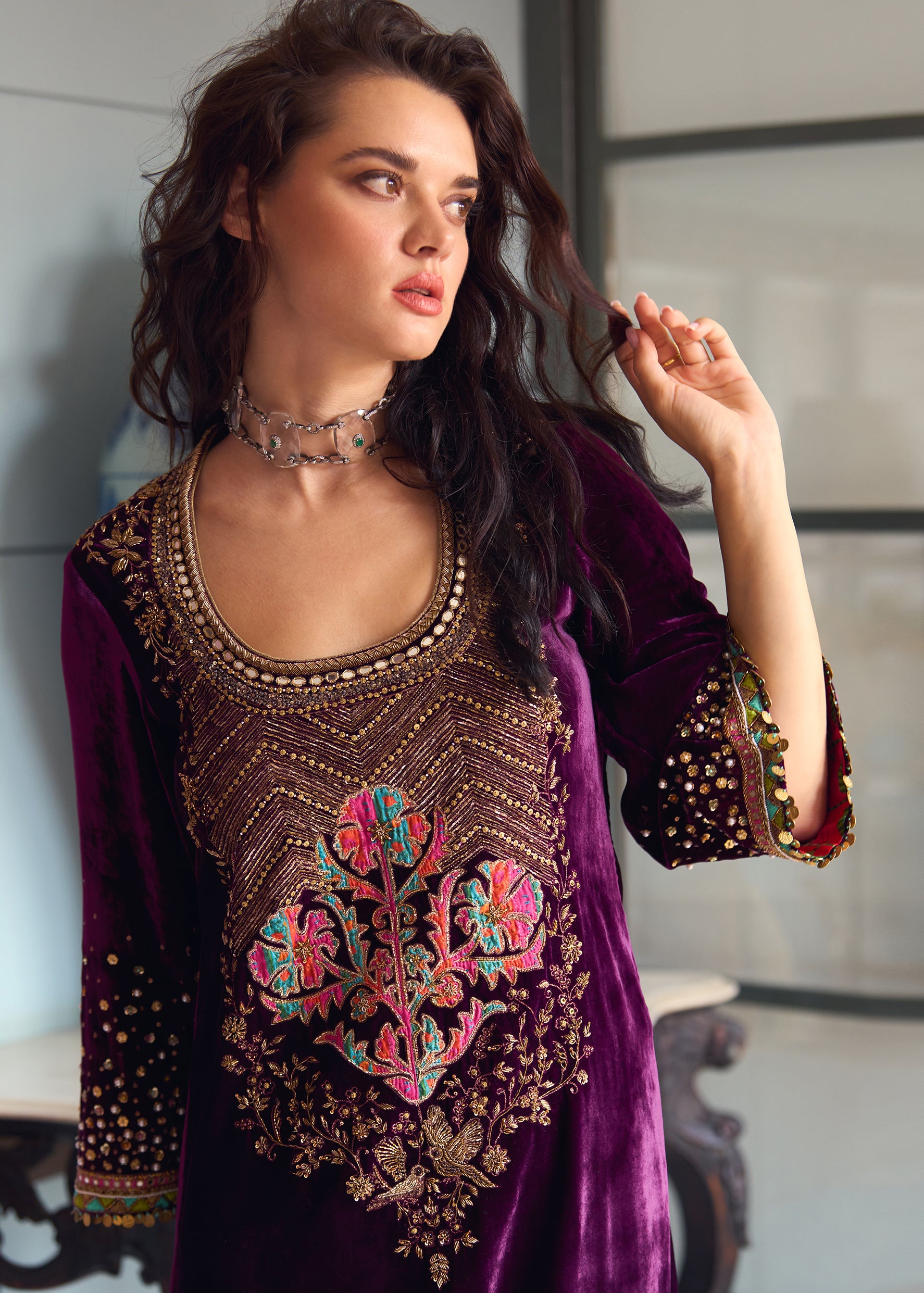 purple velvet embroidered dress Shop Velvet Suit Women in Purple with Zari Work – HATKE BRIDE main image 1
