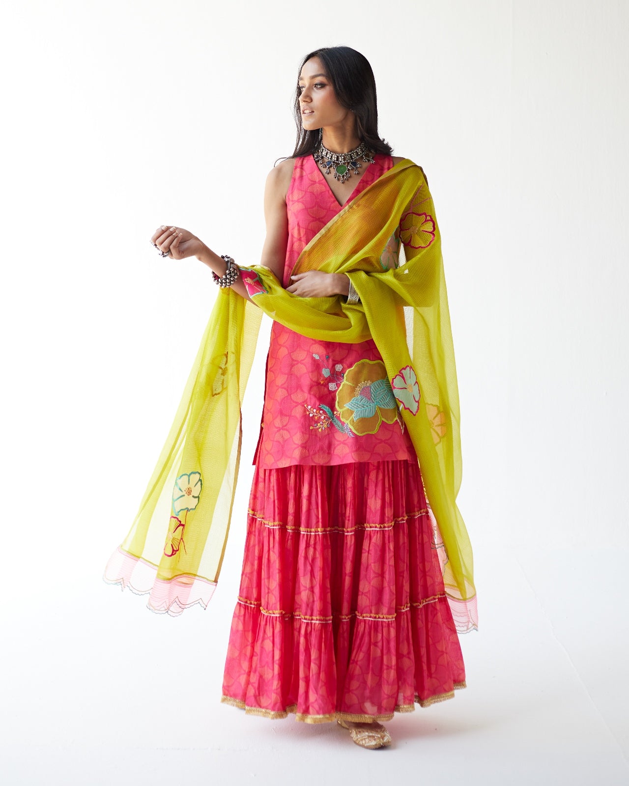Dupahar Magenta Big Flower Gharara Set