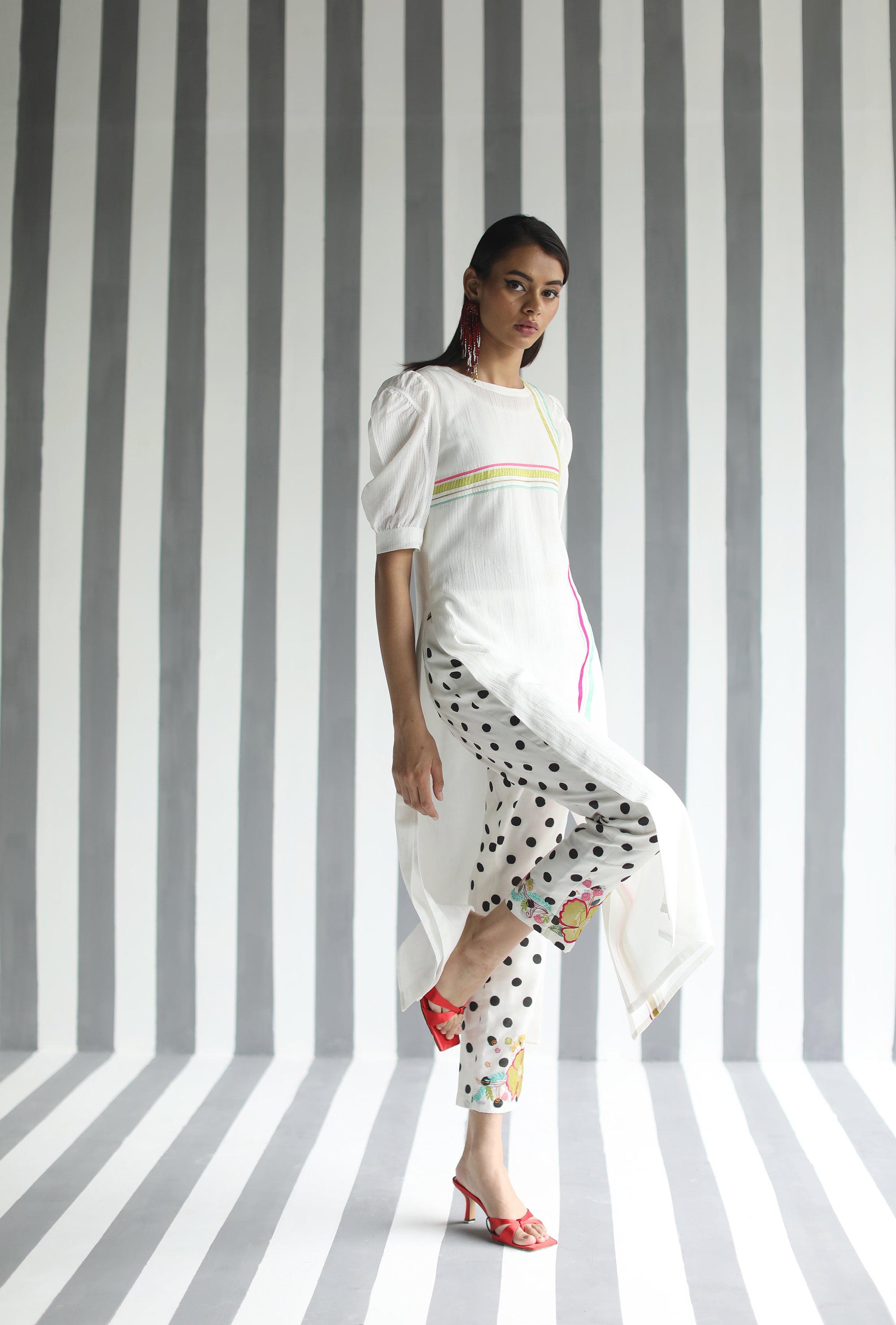 Love To Dot Line Kurta Set