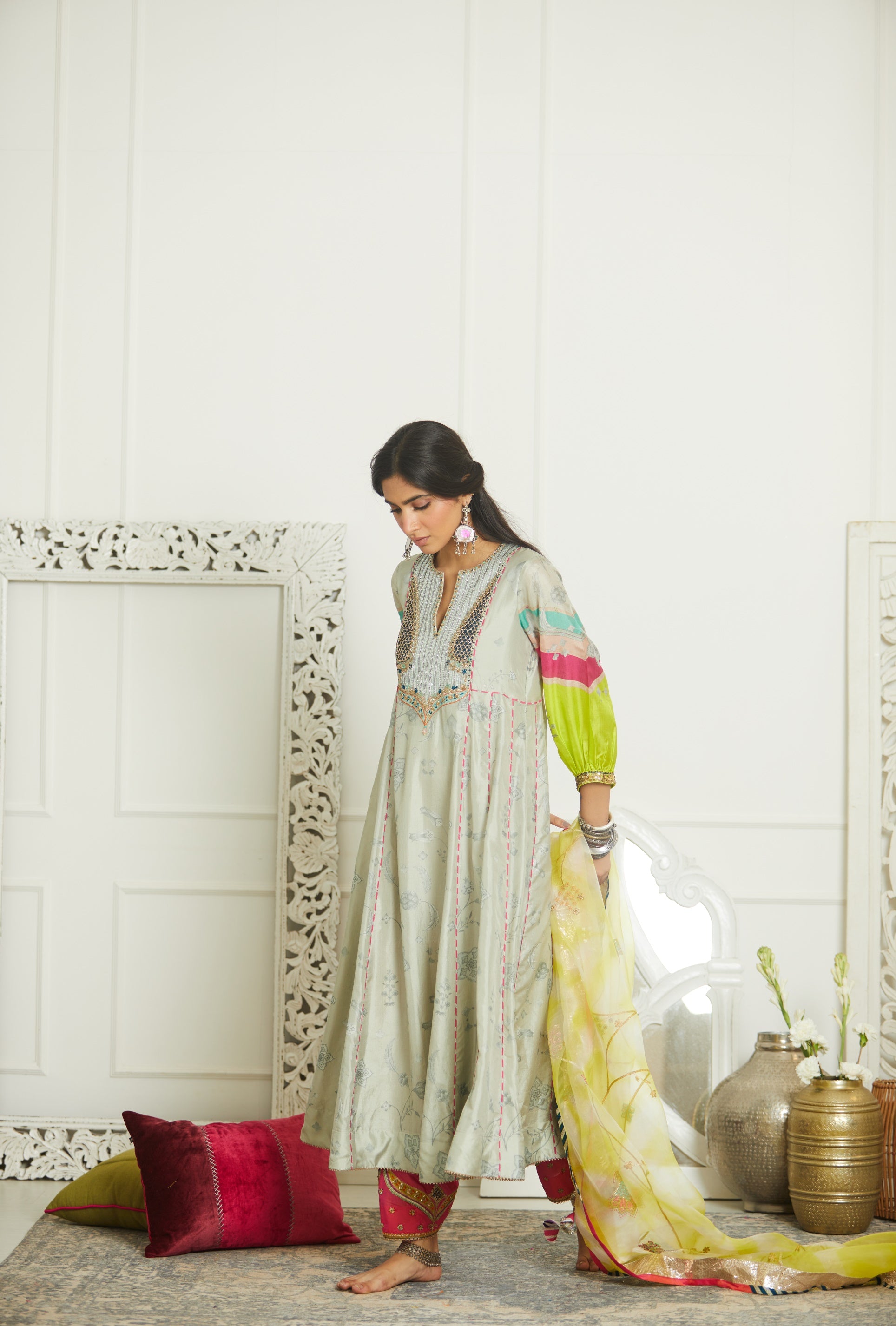 Mehzabeen Grey Yoke Side Kali Kurta Set