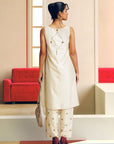 NILOUFER IVORY SCALLOP EMBROIDERY KURTA SET