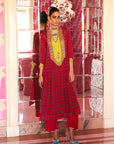Retro Raani Red Silk Yoke Kurta Set