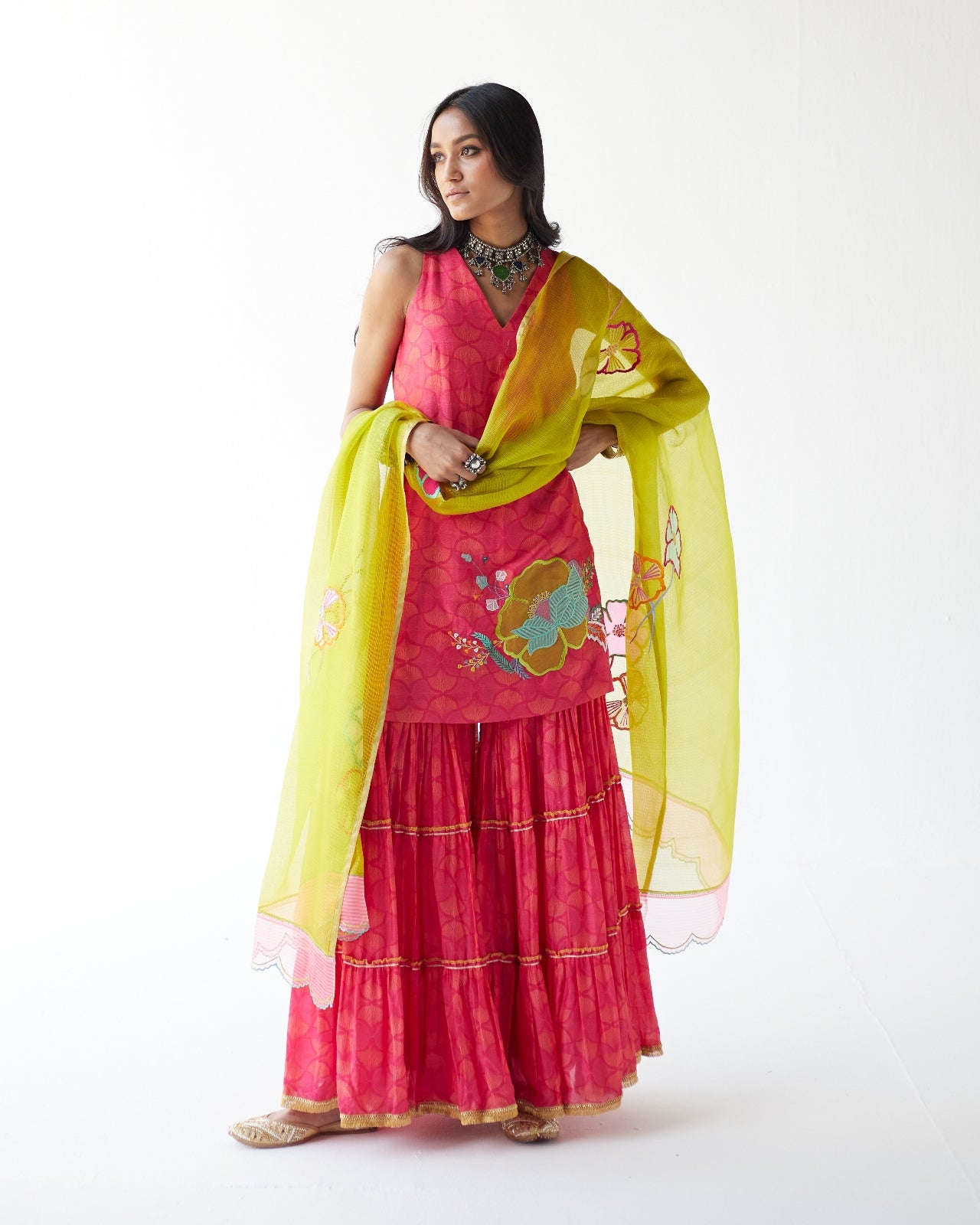 Dupahar Magenta Big Flower Gharara Set