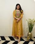 EXCLUSIVE EDIT SHADOW PRINT HIGHLIGHT YOKE KURTA SET