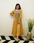 EXCLUSIVE EDIT SHADOW PRINT HIGHLIGHT YOKE KURTA SET