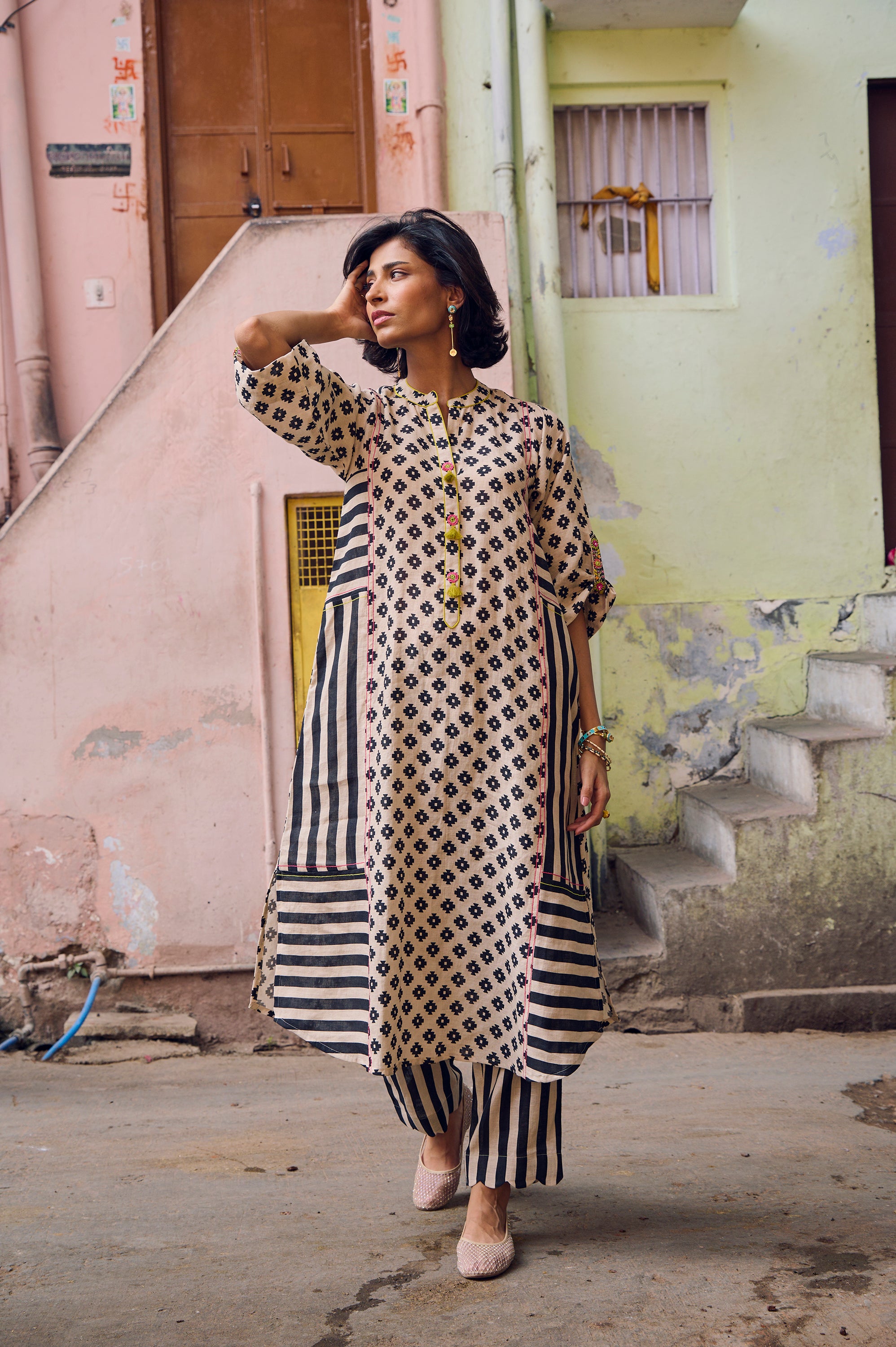 Safar Black And White Panel Print Linen Kurta Set