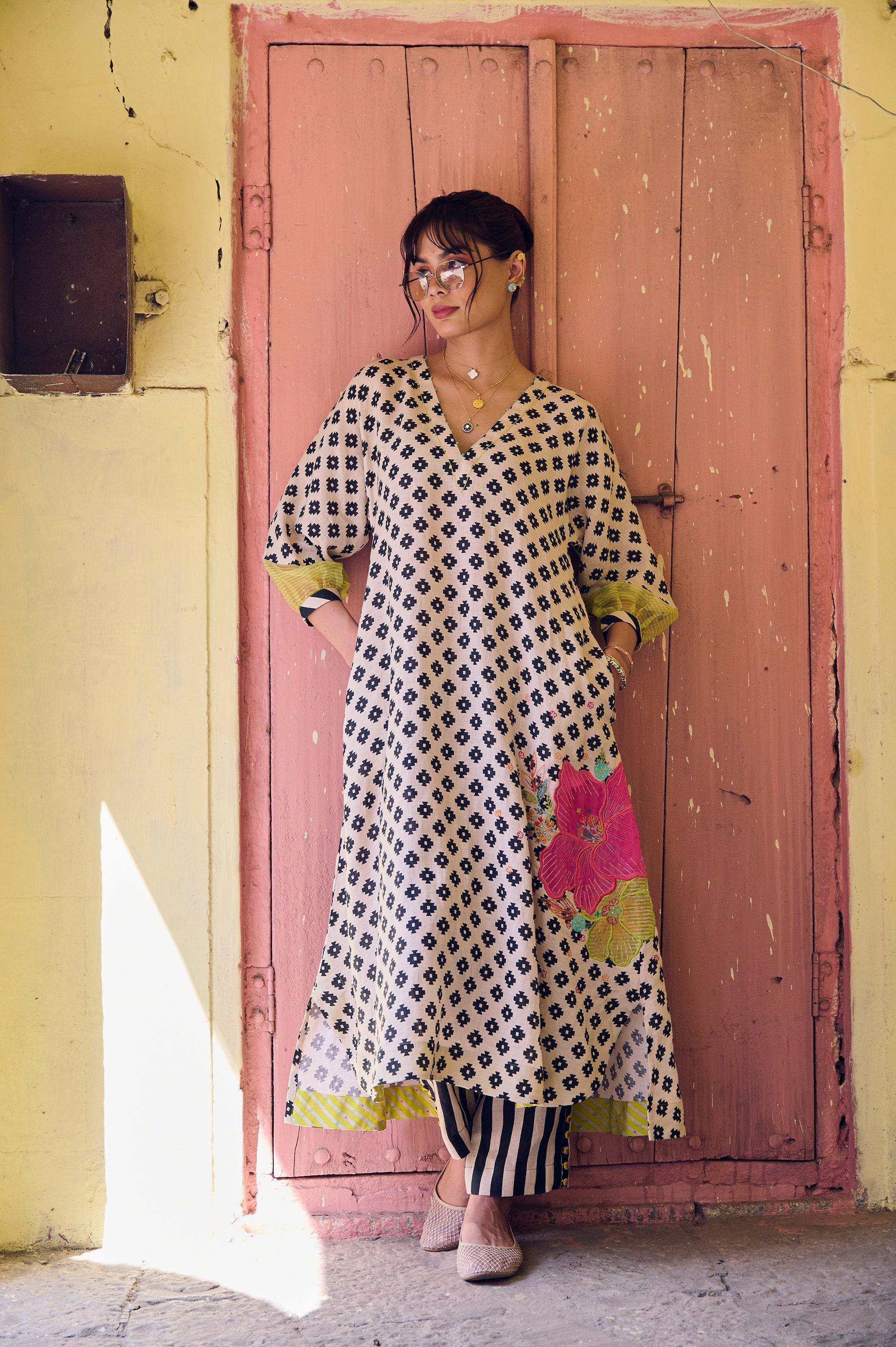 Safar Flower Embroidered Linen Kaftan Kurta Set