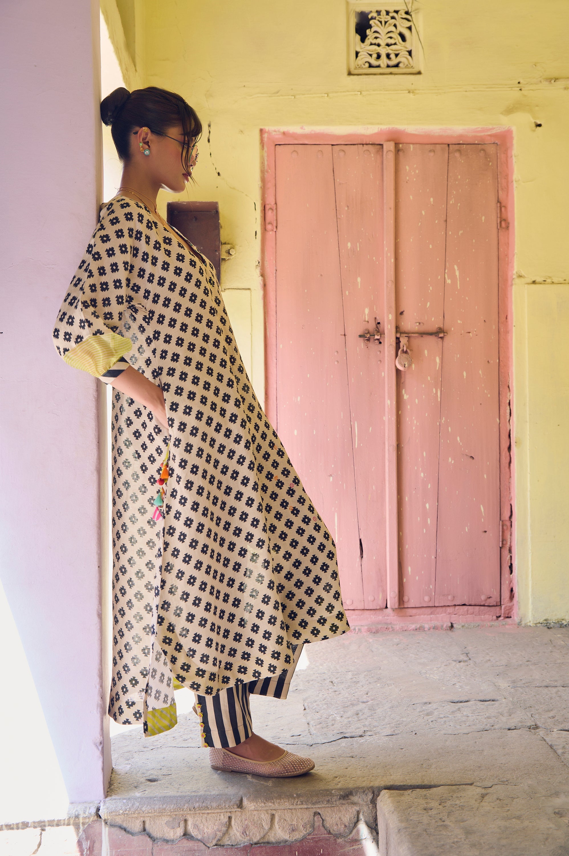 Safar Flower Embroidered Linen Kaftan Kurta Set
