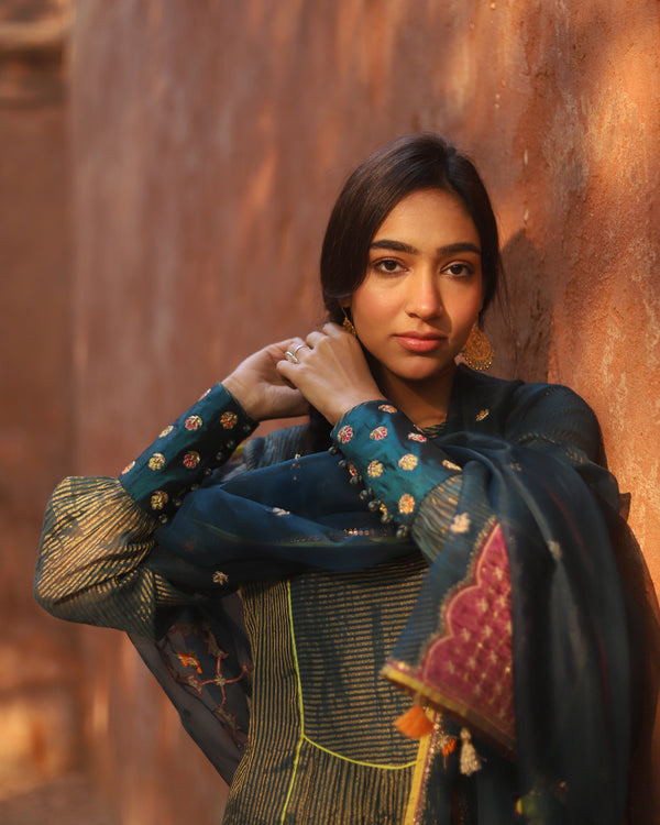 Nazneen Teal yoke Puckering Set