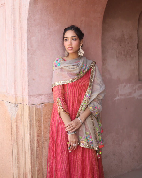 Nazneen Magenta Side kali Anarkali Set