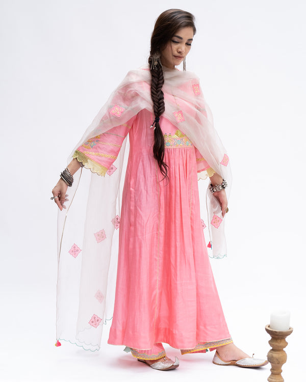 Gulnaaz Bright Pink Center Puckering Kurta