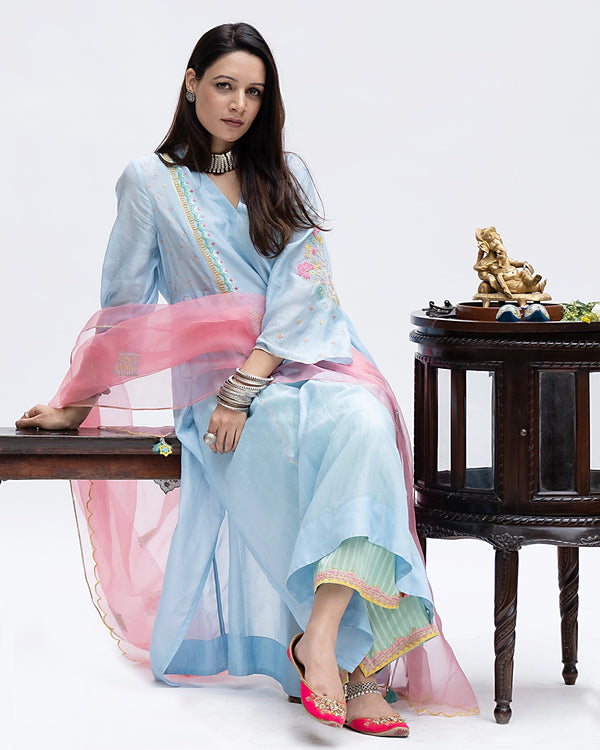 Gulnaaz Pastel Blue Side Puckering Kurta Set