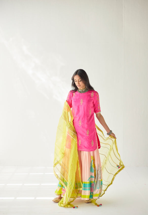 Bright Lime Pearl Lines Dupatta
