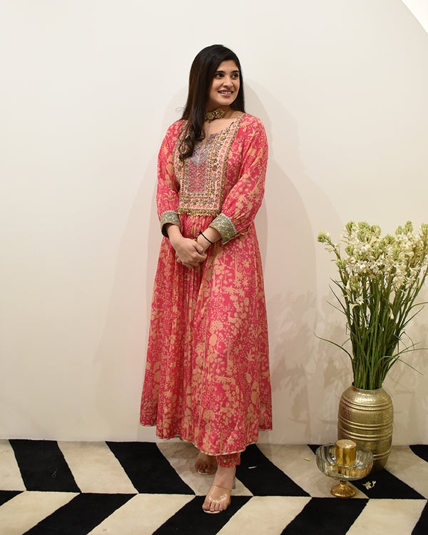 EXCLUSIVE EDIT SHADOW PRINT HIGHLIGHT YOKE KURTA SET
