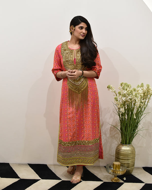 EXCLUSIVE EDIT TISSUE YOKE KURTA SET