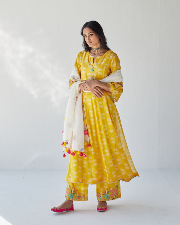 Dupahar Yellow Front Kali Phulkari Kurta Set