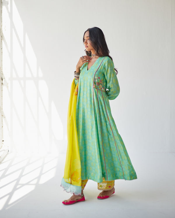 Dupahar Sea Green Side Kali Kurta Set