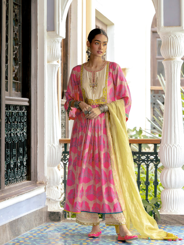 Fariba Hot Pink Ivory Yoke Kurta Set