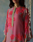 Gul Bright Pink Cutwork Sleeve Kurta Set