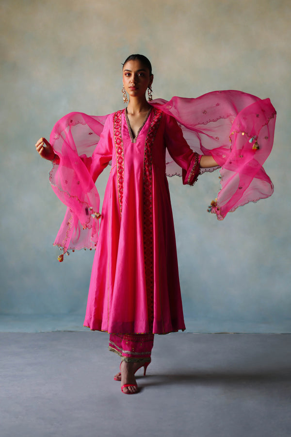 Gul Hot Pink Side Kali Silk Kurta Set