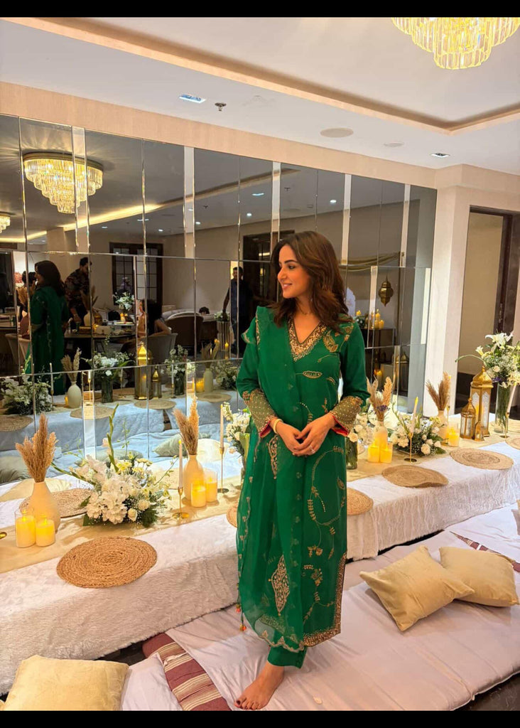 Shop Designer Indian Outfits for Engagement in USA Raji Ramniq Shop Designer Indian Outfits for Engagement in USA Raji Ramniq