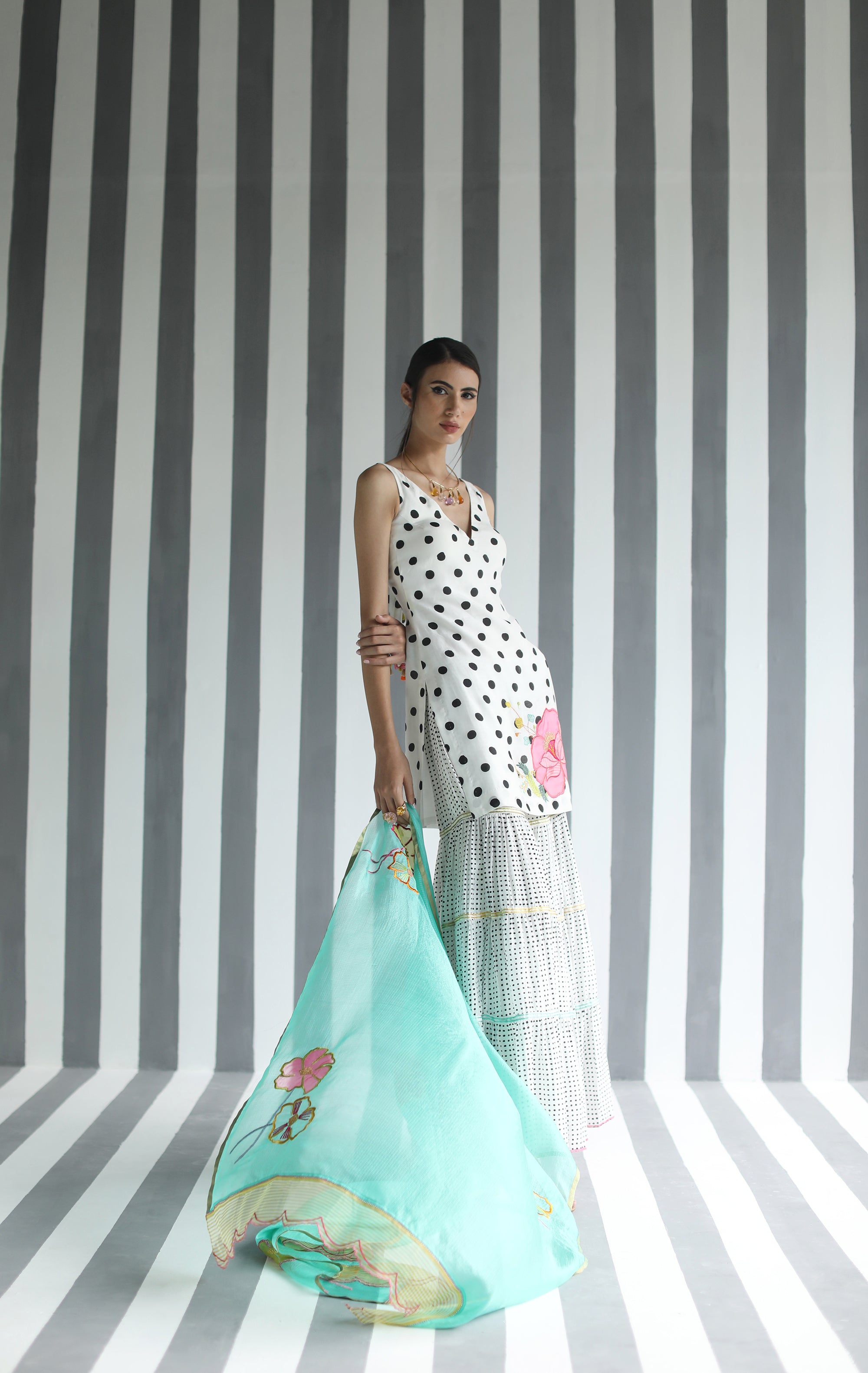 Love To Dot Big Flower Gharara Set – Raji Ramniq