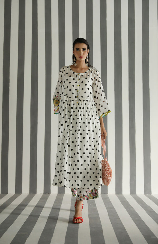 Love To Dot Front Puckering Kurta Set