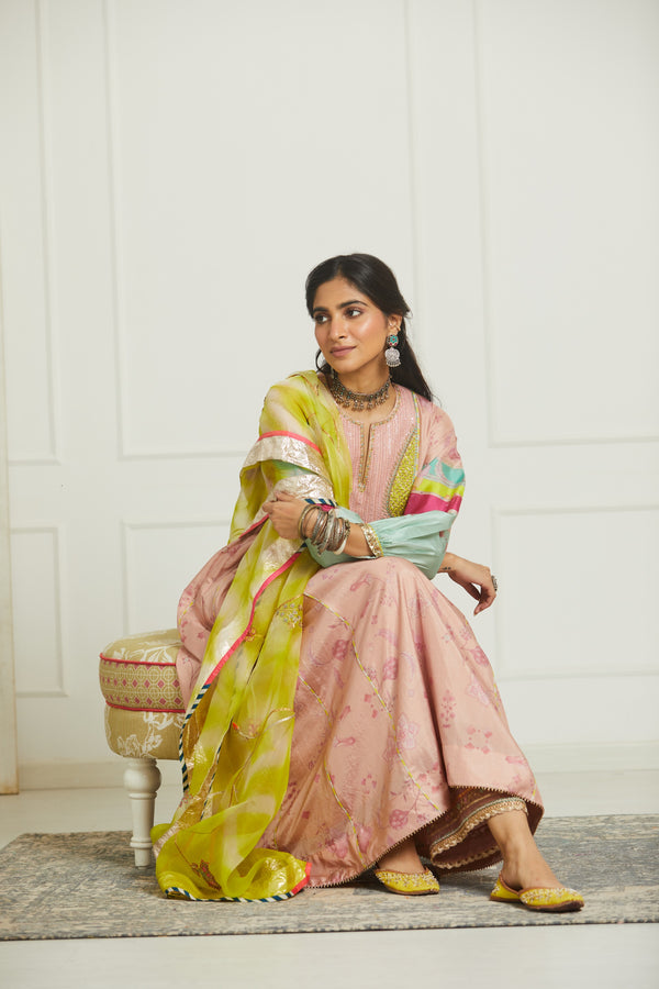 Pastel Pink Yoke Side Kali Kurta Set