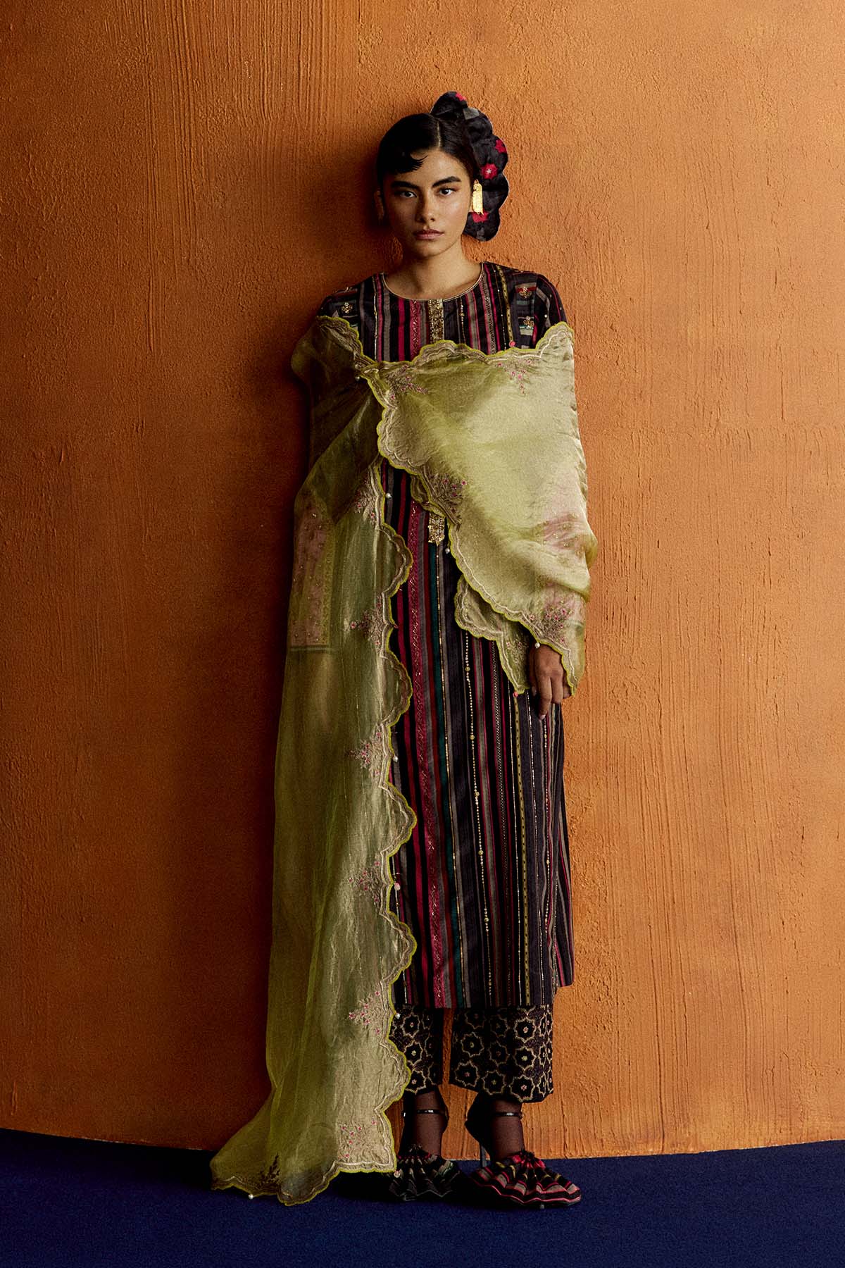 Mastani Black Stripes Kurta Set