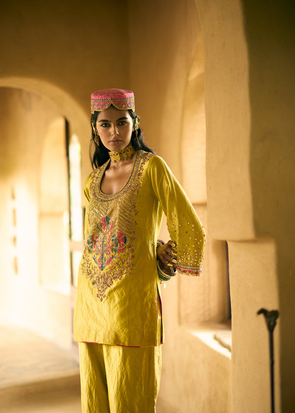Nisbat Yellow Tissue Yoke Boota Kurta Set