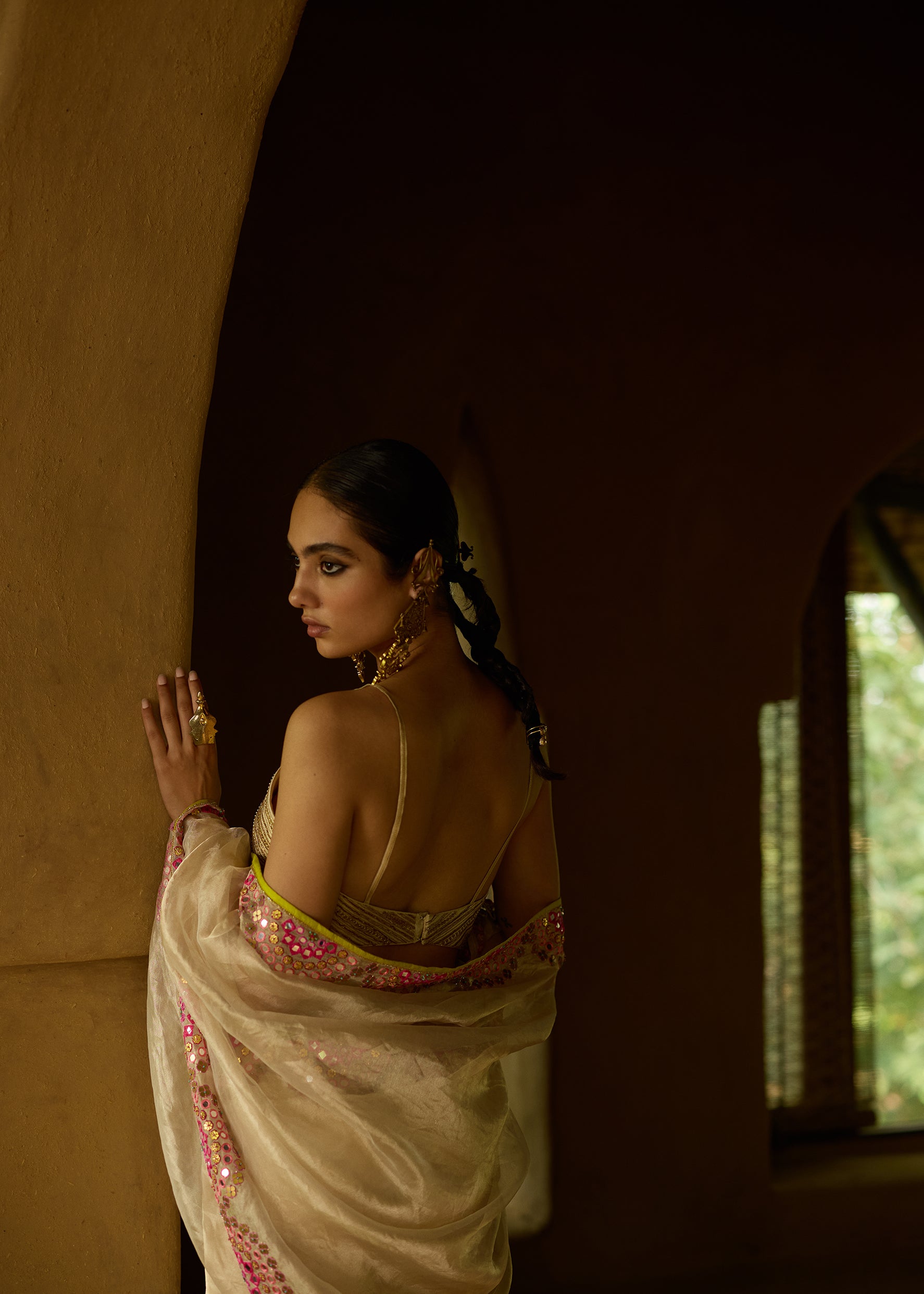 Nisbat Ivory Tissue Mirror Saree Set