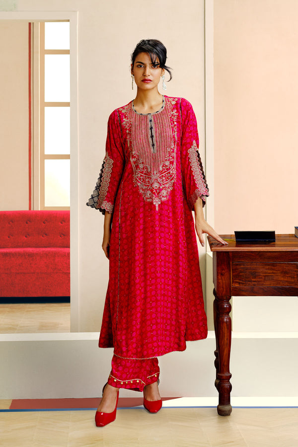 NILOUFER RED GULTARA PRINTED KURTA SET