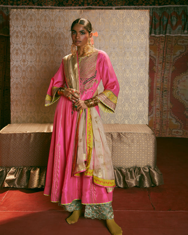 Reejh Hot Pink Side Kali Kurta Set