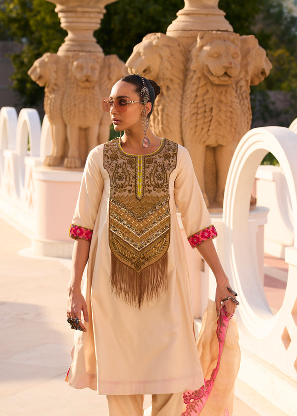 Retro Raani Tissue Yoke Kurta Set