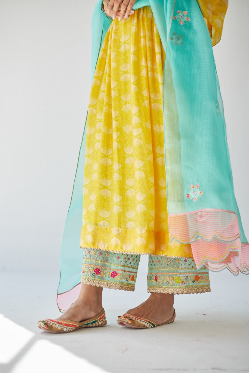 Dupahar Yellow Pintuck Kurta Set