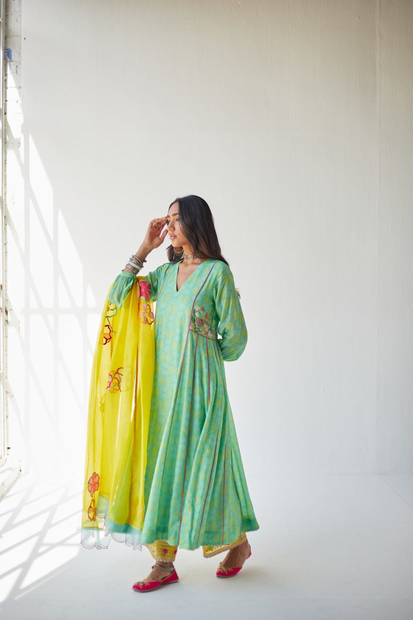 Dupahar Sea Green Side Kali Kurta Set