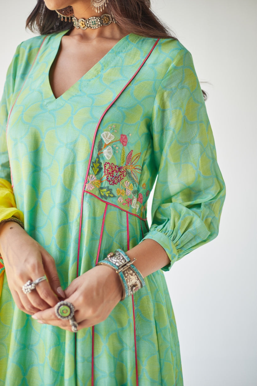 Dupahar Sea Green Side Kali Kurta Set