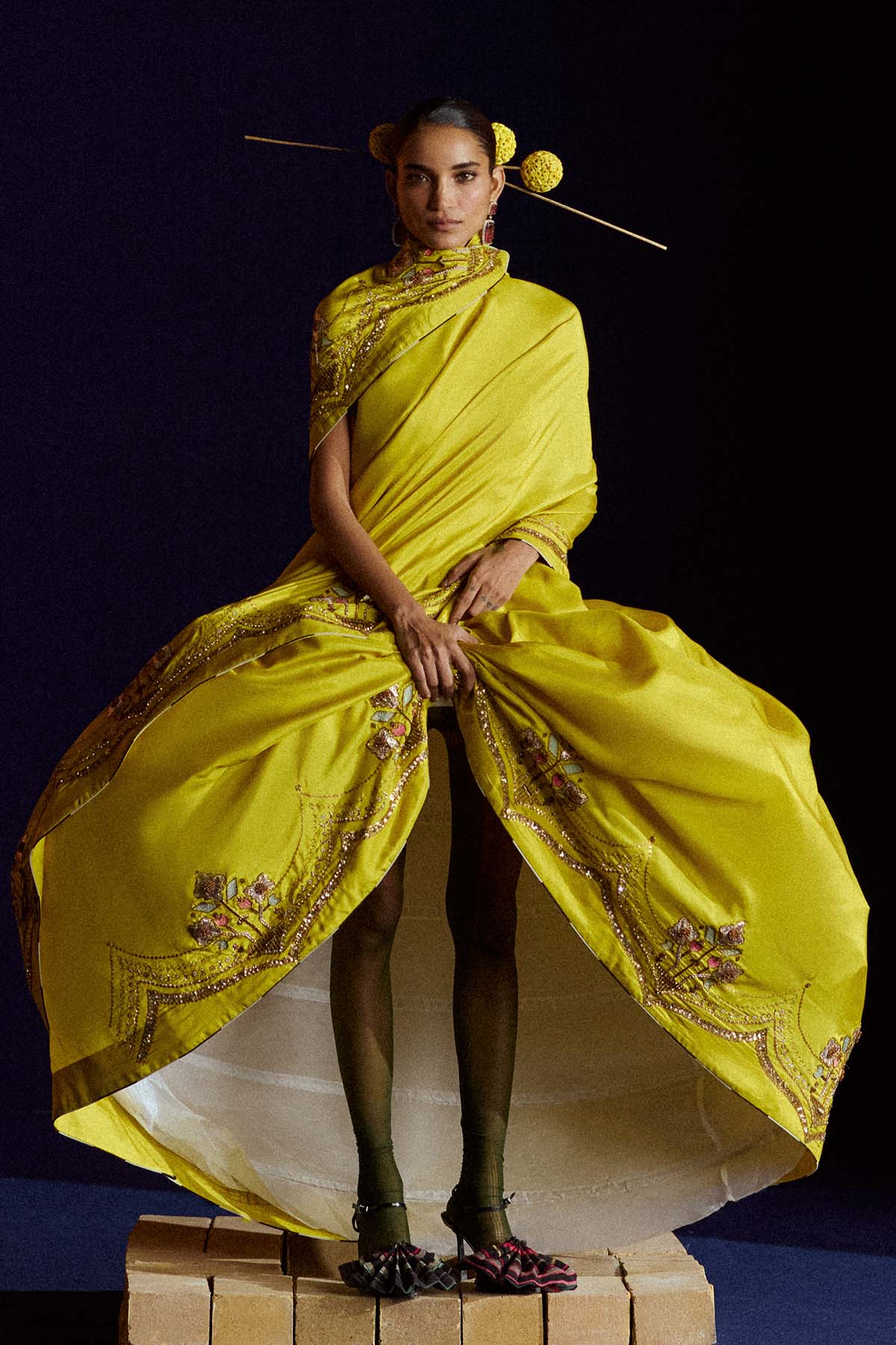 Mastani Yellow Silk Laap Boota Saree Set