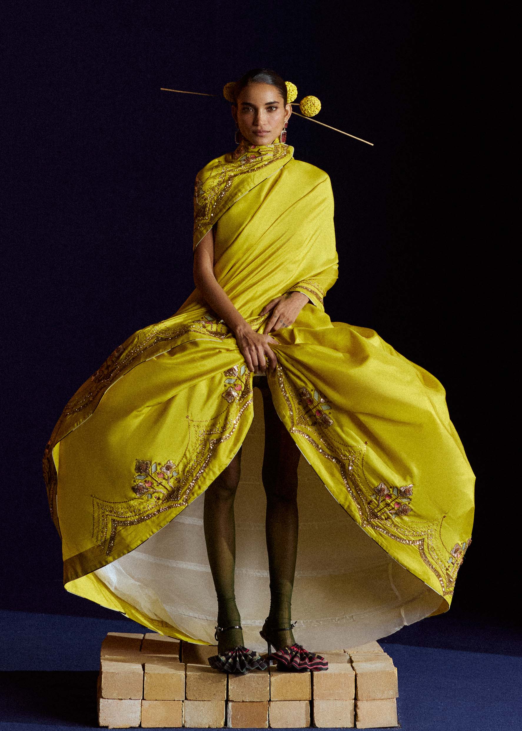 Mastani Yellow Silk Laap Boota Saree Set