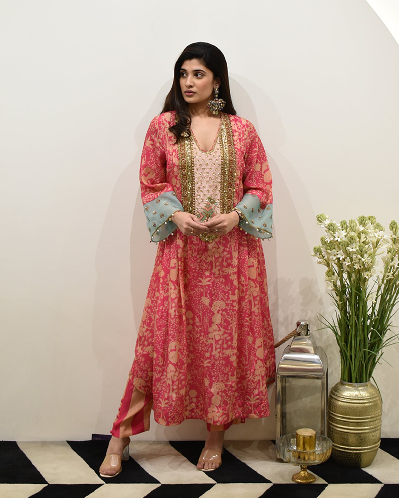 EXCLUSIVE EDIT SHADOW PRINT TISSUE YOKE KURTA SET