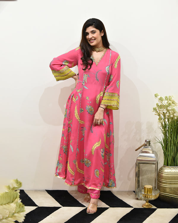 EXCLUSIVE EDIT FARIBA PRINT SIDE KALI KURTA SET