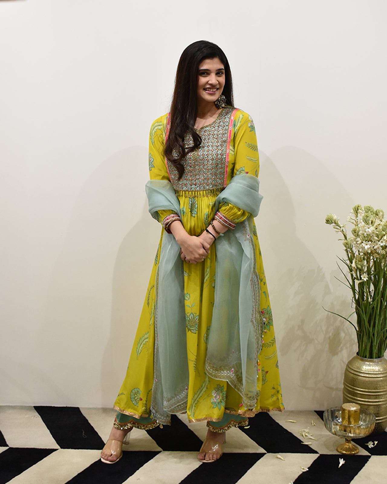 EXCLUSIVE EDIT FARIBA PRINT CHECK YOKE KURTA SET