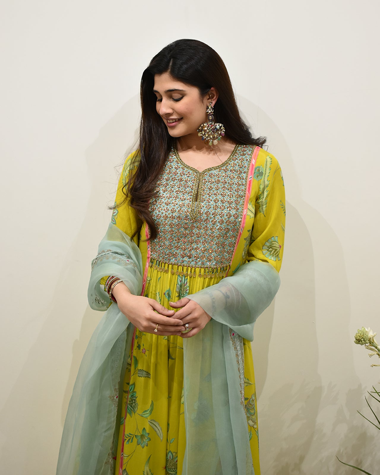 EXCLUSIVE EDIT FARIBA PRINT CHECK YOKE KURTA SET