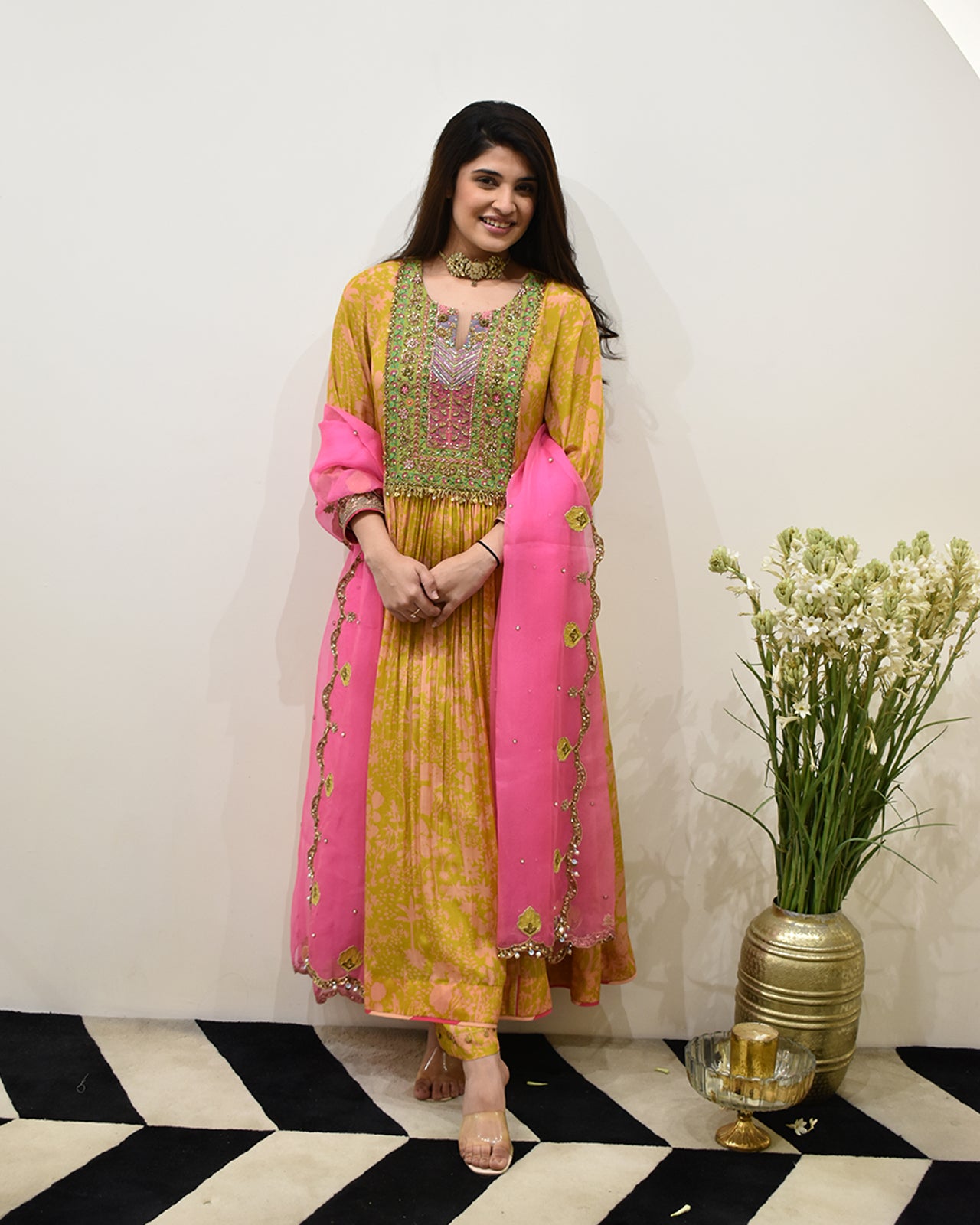 EXCLUSIVE EDIT SHADOW PRINT HIGHLIGHT YOKE KURTA SET