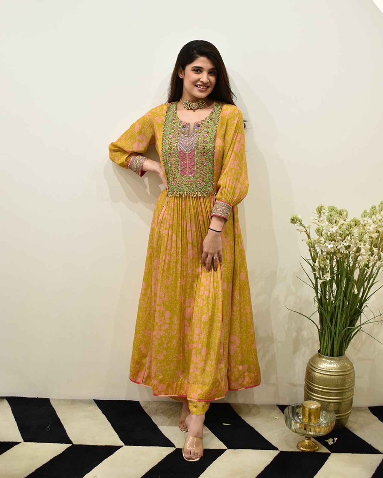 EXCLUSIVE EDIT SHADOW PRINT HIGHLIGHT YOKE KURTA SET