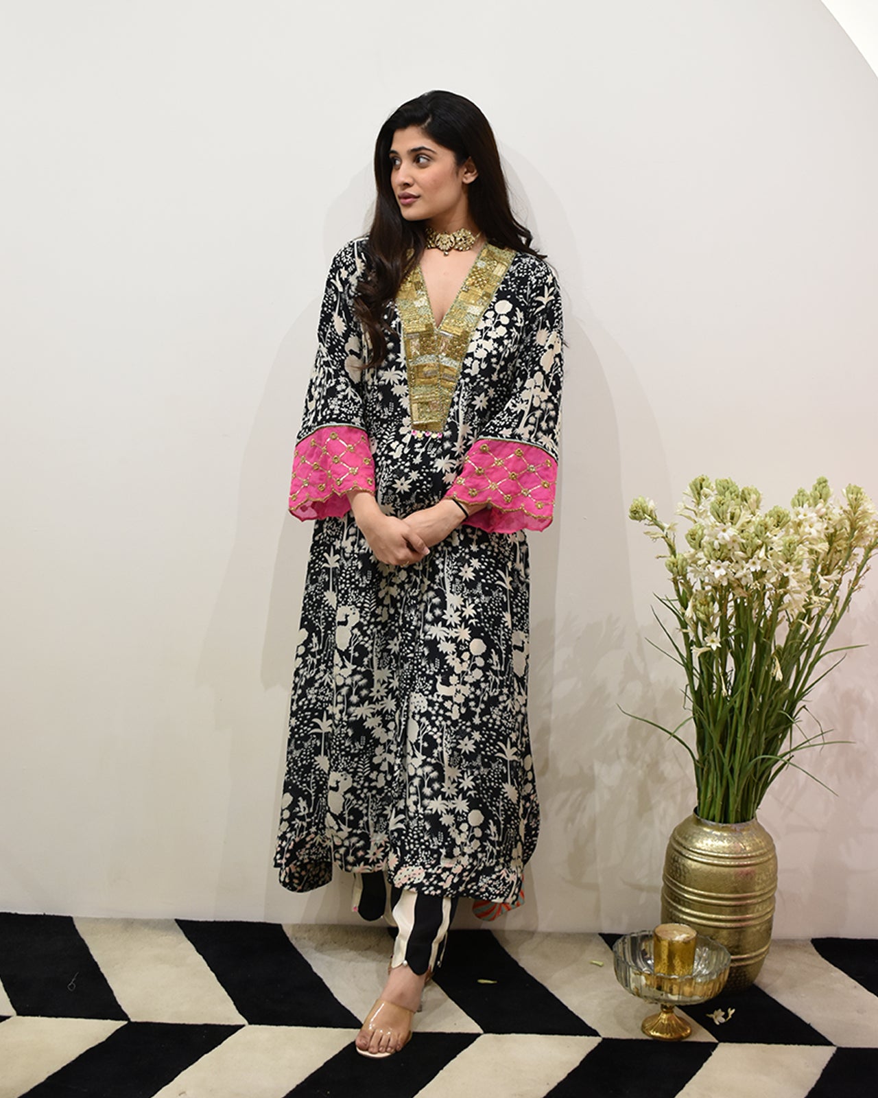 EXCLUSIVE EDIT SHADOW PRINT METAL YOKE KURTA SET