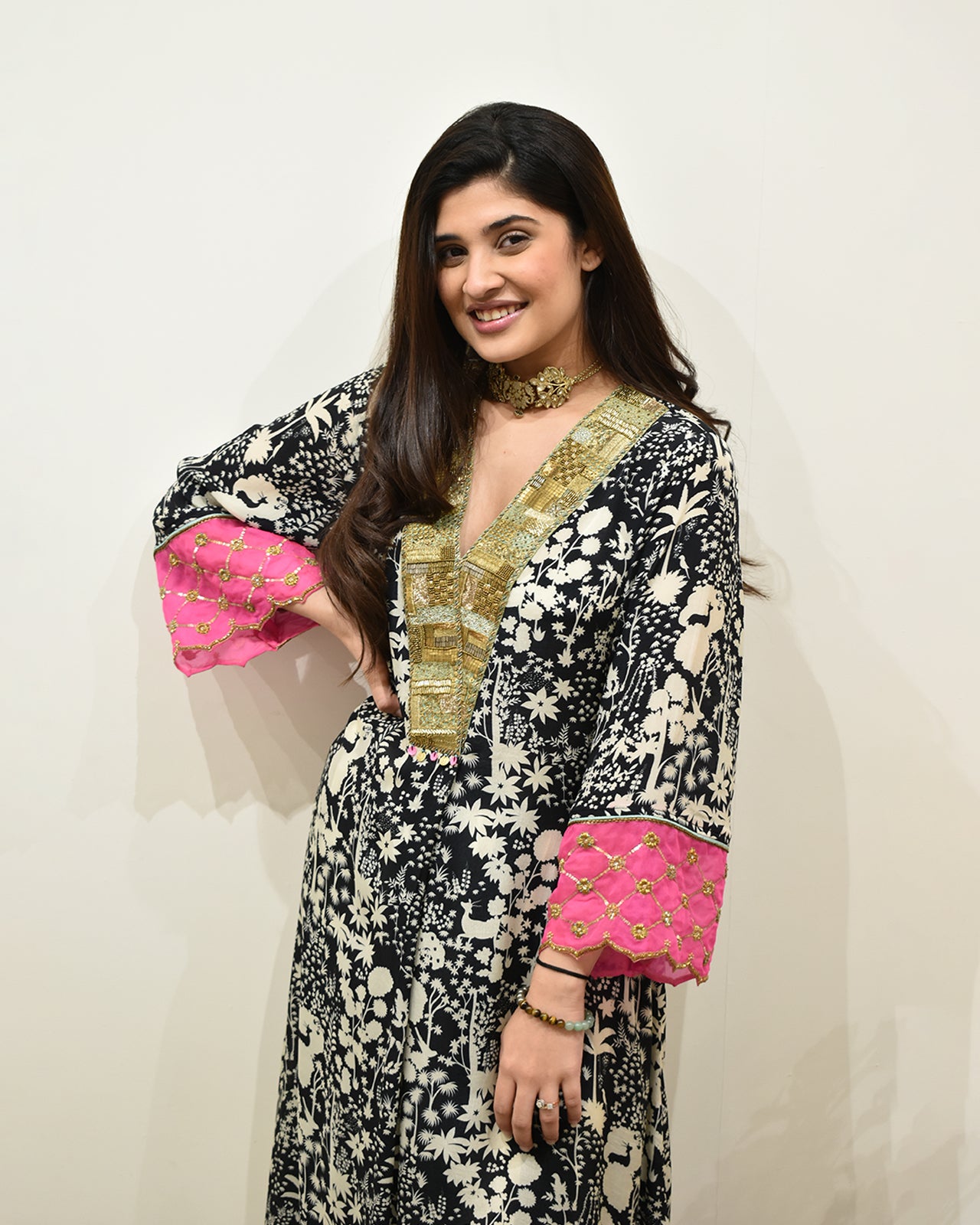 EXCLUSIVE EDIT SHADOW PRINT METAL YOKE KURTA SET