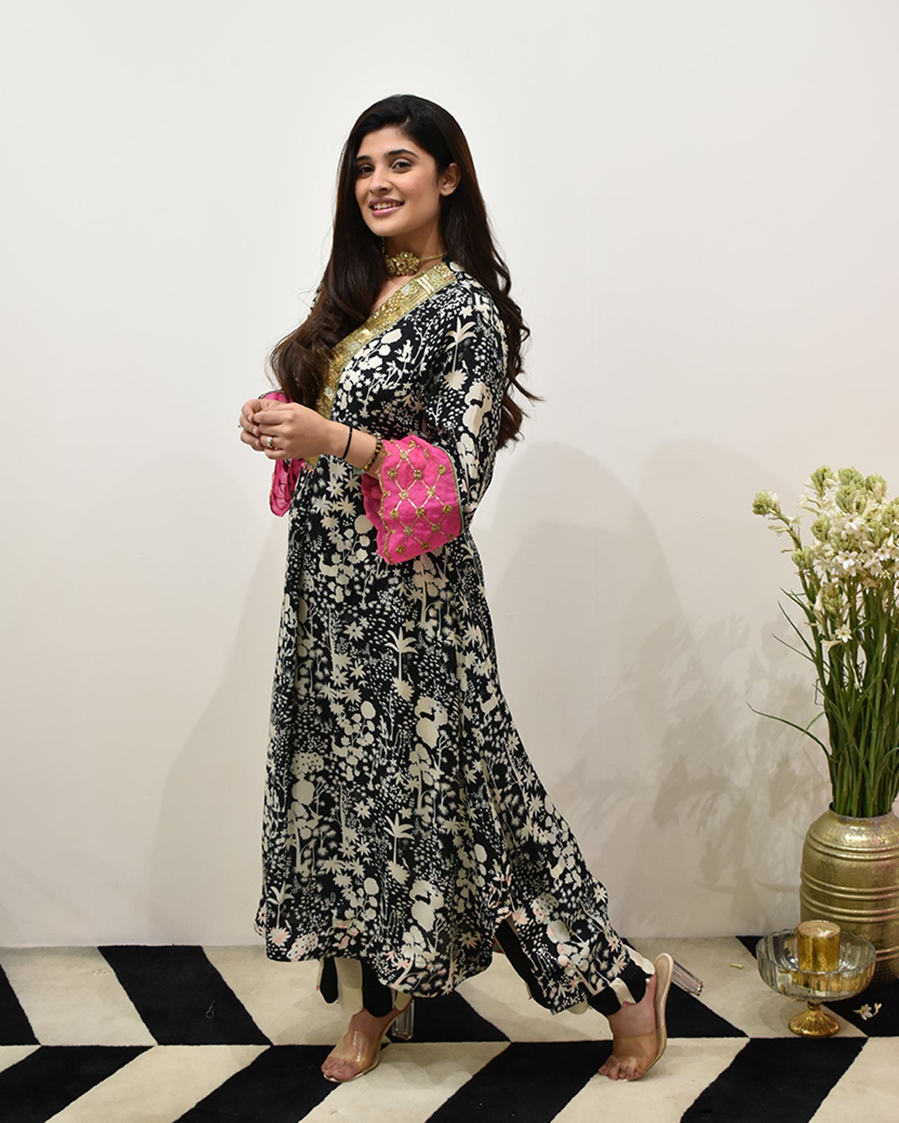 EXCLUSIVE EDIT SHADOW PRINT METAL YOKE KURTA SET