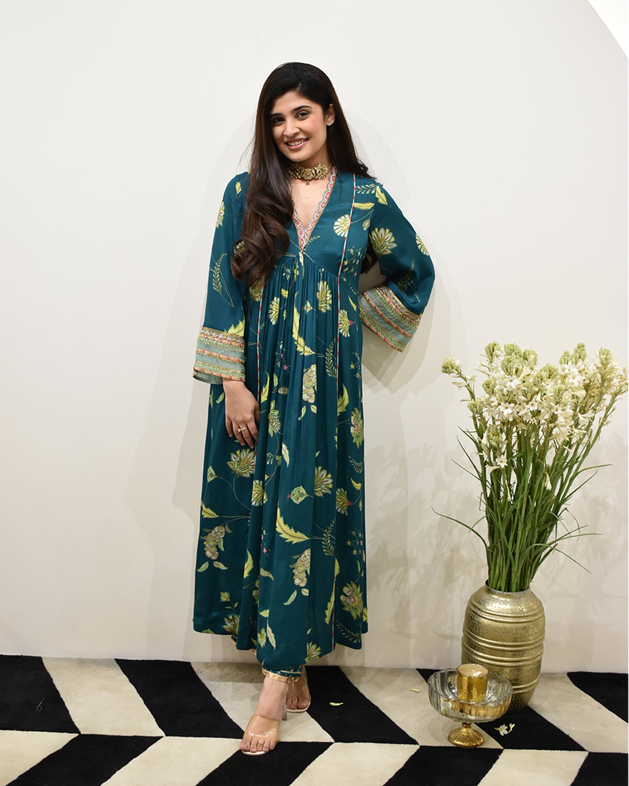 EXCLUSIVE EDIT FARIBA PRINT FRONT PUCKERING KURTA SET