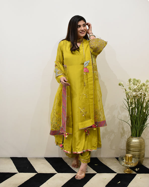 EXCLUSIVE EDIT SHADOW PRINT FRONT PUCKERING KURTA SET